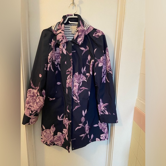 CHICO'S navy blue and purple flowers raincoat - Picture 4 of 8